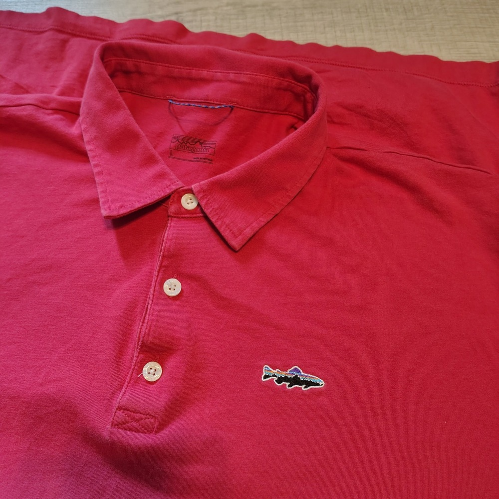 Patagonia Mens Organic Cotton Fitz Roy Trout Polo Shirt Red Large Short Sleeve